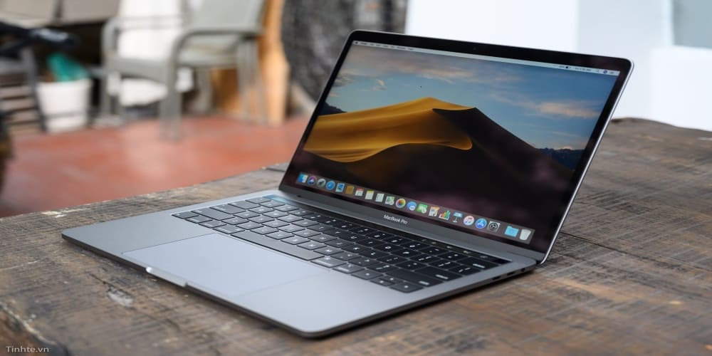 Học lập trình nên mua laptop như thế nào?
